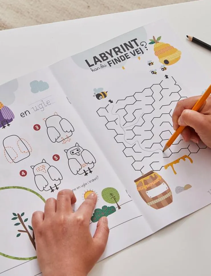 Barbo Toys Aktivitetsbog med Lærerige Sjove Wacky Wonders Aktiviteter (DK) - Pedagogisk barnbok|Barn Barnböcker