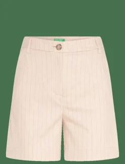 United Colors of Benetton BERMUDA - Bermudashorts|Kvinnor Shorts