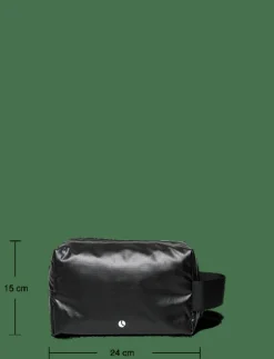 Kvinnor Björn Borg Träningsväskor|Väskor|BORG GLOSSY RIPSTOP WASH BAG - Väskaccessoarer