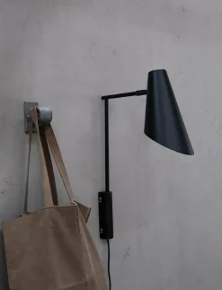 Dyberg Larsen Lampor|Cale Wall lamp w/rod matt - Vägglampor