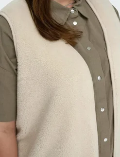 Kvinnor ONLY Carmakoma Västar|CARBELISA TEDDY WAISTCOAT JRS - Stickade västar