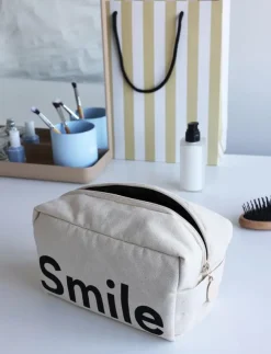Design Letters Cavita. Travel Wash bag - Necessärer|Kvinnor Necessärer