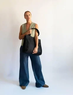 HVISK CRUISE MATTE TWILL - Shoppers|Kvinnor Shoppingväskor & Totes