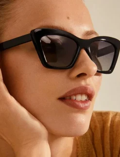 Kvinnor Pilgrim Solglasögon|DAKOTA angular cat-eye shaped sunglasses - Cat-Eye