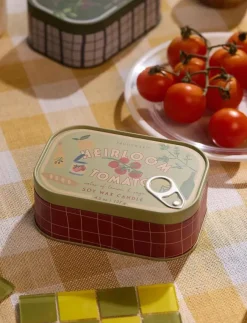 Paddywax Doftljus i plåtask Bistro - Heirloom Tomato - Dekoration| Ljusstakar & Ljushållare