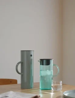 Stelton Kannor & Karaffer|EM77 kanna med lock 1.5 l. - Vattenkaraffer & Vattenkannor