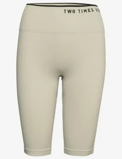 Kvinnor 2XU Shorts|ENGINEERED SHORTS - Träningstights