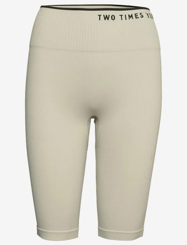 Kvinnor 2XU Shorts|ENGINEERED SHORTS - Träningstights
