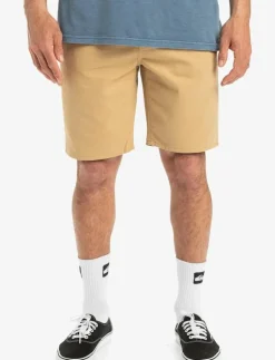 Quiksilver EVERYDAY CHINO LIGHT SHORT - Casual shorts| Shorts