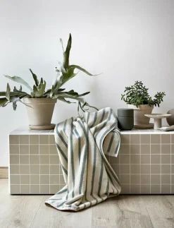Høie of Scandinavia Everyday Stripe cotton towel - Badrumstextilier| Badrumstextilier|Handdukar & Badlakan