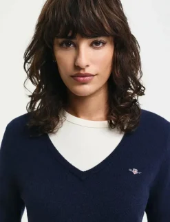 GANT EXTRAFINE LAMBSWOOL BLEND V-NECK - Stickat|Kvinnor Plus Size & Curvy|Stickat