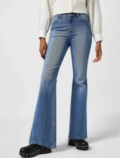 Kvinnor Wrangler Jeans|FIERCE FLARE - Utsvängda jeans