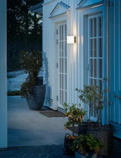 Konstsmide Utebelysning|Foggia vägglykta High Power LED 10W - Utebelysning