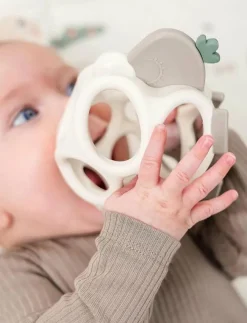Barn Done by Deer Babyleksaker|Babyleksaker|Grip & teether toy Sheepy - Bitleksaker