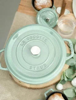 STAUB Gryta 24 cm, Gjutjärn, Salvia Grön - Stekpannor & Kokkärl| Stekpannor & Kokkärl