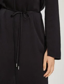 Calvin Klein HAMMERED SATIN V NECK DRESS - Korta klänningar|Kvinnor Klänningar