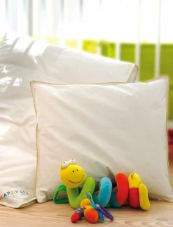 Barn Quilts of Denmark Sova|Sova|Happy Kids Junior Pillow - Kuddar