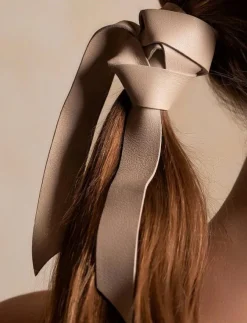 Corinne Leather Band Long - Hårsnoddar|Kvinnor Hår