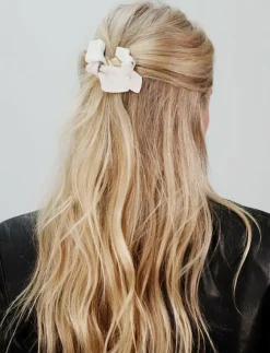 Corinne Leatherbow Small On Hair Clip - Håraccessoarer|Kvinnor Håraccessoarer