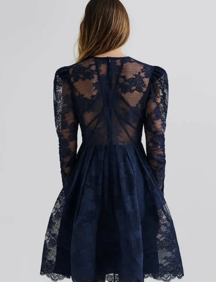 Malina Leoni Lace Mini Dress - Korta klänningar|Kvinnor Plus Size & Curvy|Klänningar