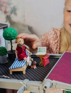 Barn Lundby Dockor & Tillbehör|DOCKA MED DATOR - Tillbehör till dockhus
