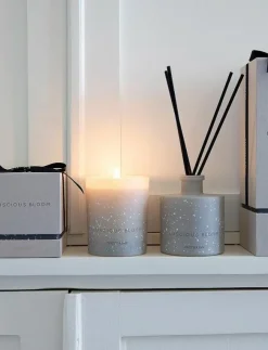 VICTORIAN Luscious Bloom Candle/diffuser box - Doftljus|Kvinnor Bastu & Spa|Doftpinnar & Doftspray