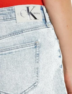 Calvin Klein Jeans MID RISE SHORT - Jeansshorts|Kvinnor Denimkläder|Shorts