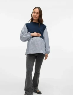 Mamalicious MLOSAKA FLARED JEANS - Utsvängda byxor|Kvinnor Mammakläder