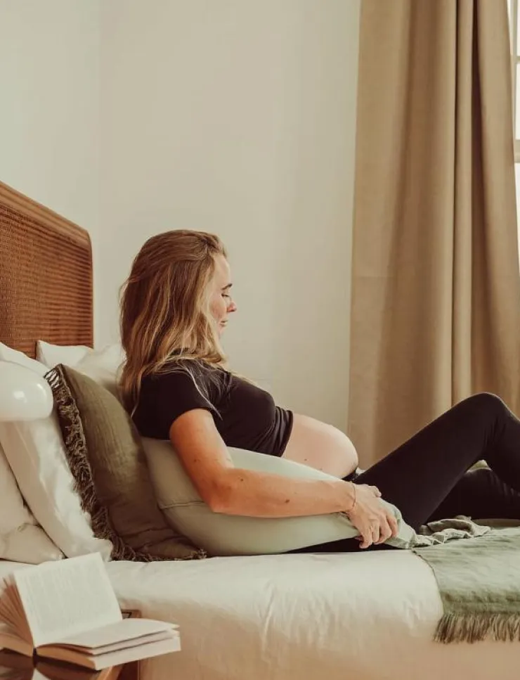 Barn That's Mine Mata|Moon Nursing pillow - Amningskudde