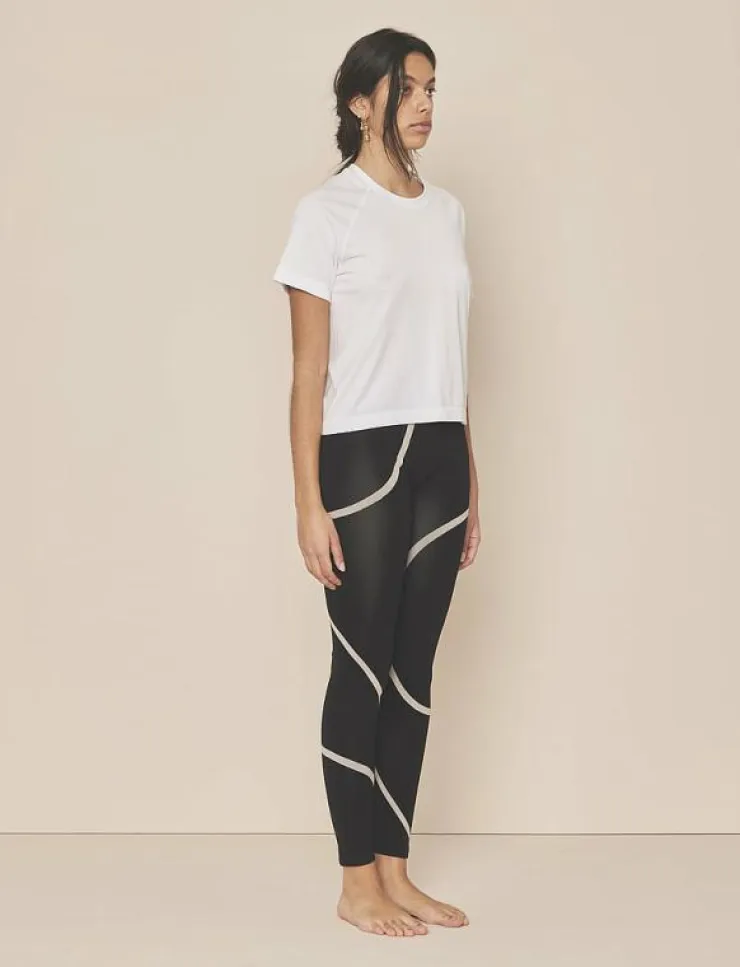 Kvinnor Moonchild Yoga Wear Toppar & T-Shirts|Moonchild Monogram Tee - T-Shirts