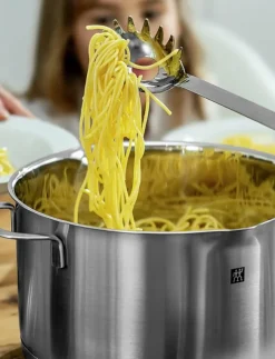 Zwilling Pastaslev - Slevar & Skedar| Köksredskap