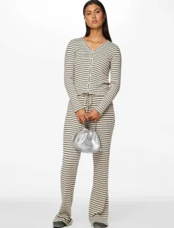Kvinnor Pieces Bucket Bags|PCBALLOON BAG - Bucketväskor