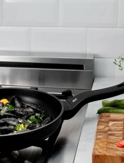 WMF Stekpannor & Kokkärl|PermaDur Excellence 24cm Stekpanna - Stekpannor