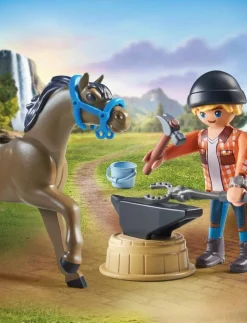 PLAYMOBIL Horses of Waterfall Farrier Ben and Achilles - 71357 - Horses of Waterfall|Barn Playmobil Leksaker