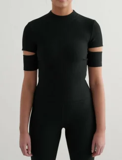Kvinnor aim´n Toppar & T-Shirts|Ribbed Performance Cut-Out Top - T-Shirts