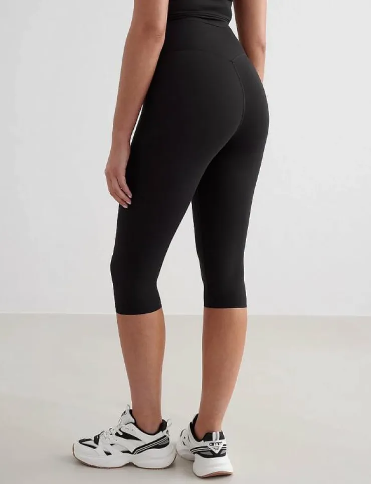Kvinnor aim´n Tights|Leggings & Tights|Sense Capri Tights - Träningstights