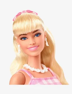 Barn Barbie Dockor & Tillbehör|Signature The Movie Collectible Doll, Margot Robbie as in Pink Gingham Dress - Dockor