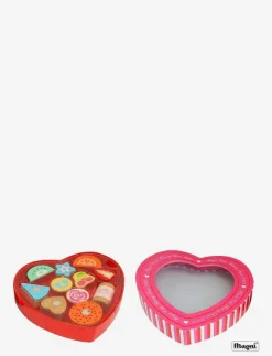 Magni Toys Small cakes in the heart box - Leksaksmat & Leksakstårtor|Barn Leksakskök & Tillbehör