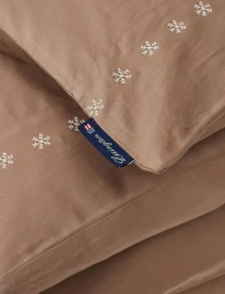 Lexington Home Snowflake Embroidered Cotton Sateen Set - Påslakanset| Sängtextilier