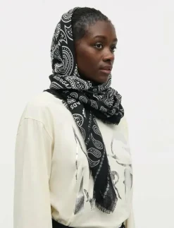 Mads Nørgaard Soft Wool Self Scarf - Sjalar|Kvinnor Sjalar & Halsdukar