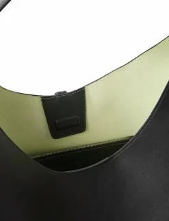 Calvin Klein STONE LOCK SLOUCHY LARGE SHOULDE - Axelremsväskor|Kvinnor Axelremsväskor