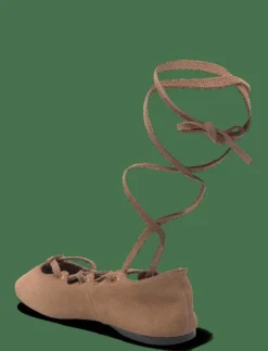 Mango Suede ballet flats with crossed straps - Ballerinas|Kvinnor Ballerinaskor
