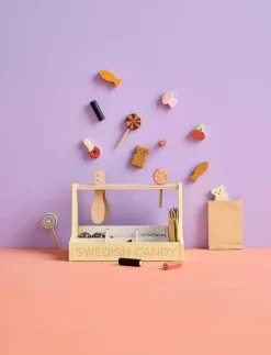 Barn Kid's Concept Leksaker|Leksaker|Swedish candy shop KID'S HUB - Marknadsstånd