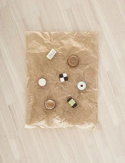 Barn Kid's Concept Leksakskök & Tillbehör|Swedish fika sweets BISTRO - Leksaksmat & Leksakstårtor