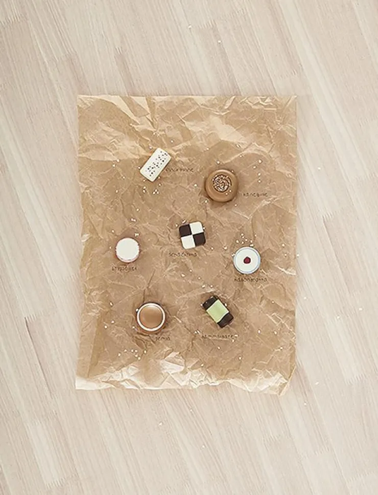 Barn Kid's Concept Leksakskök & Tillbehör|Swedish fika sweets BISTRO - Leksaksmat & Leksakstårtor