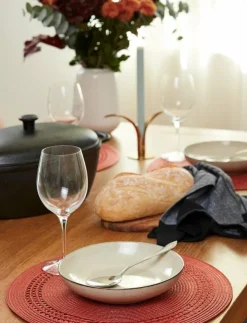 Noble House TALLRIKSUNDERLÄGG PERNILLA 2-P - Servering| Textilier