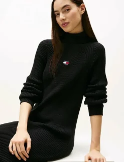 Tommy Jeans TJW MOCKNECK BADGE SWEATER DRESS - Midiklänningar|Kvinnor Klänningar