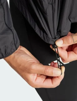Kvinnor adidas Performance Jackor|ULT UV JACKET W - Sportjackor