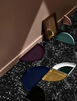 AYTM Serveringstillbehör|UNITY quarter circle tray - Brickor
