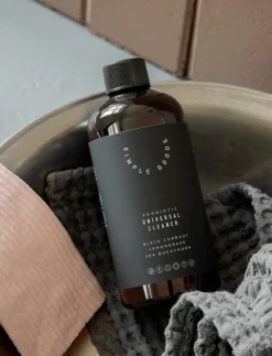 Simple Goods Tvätt & Städ|Universal Cleaner, Black Currant, Lemongrass, Sea Buckthorn - Rengöring